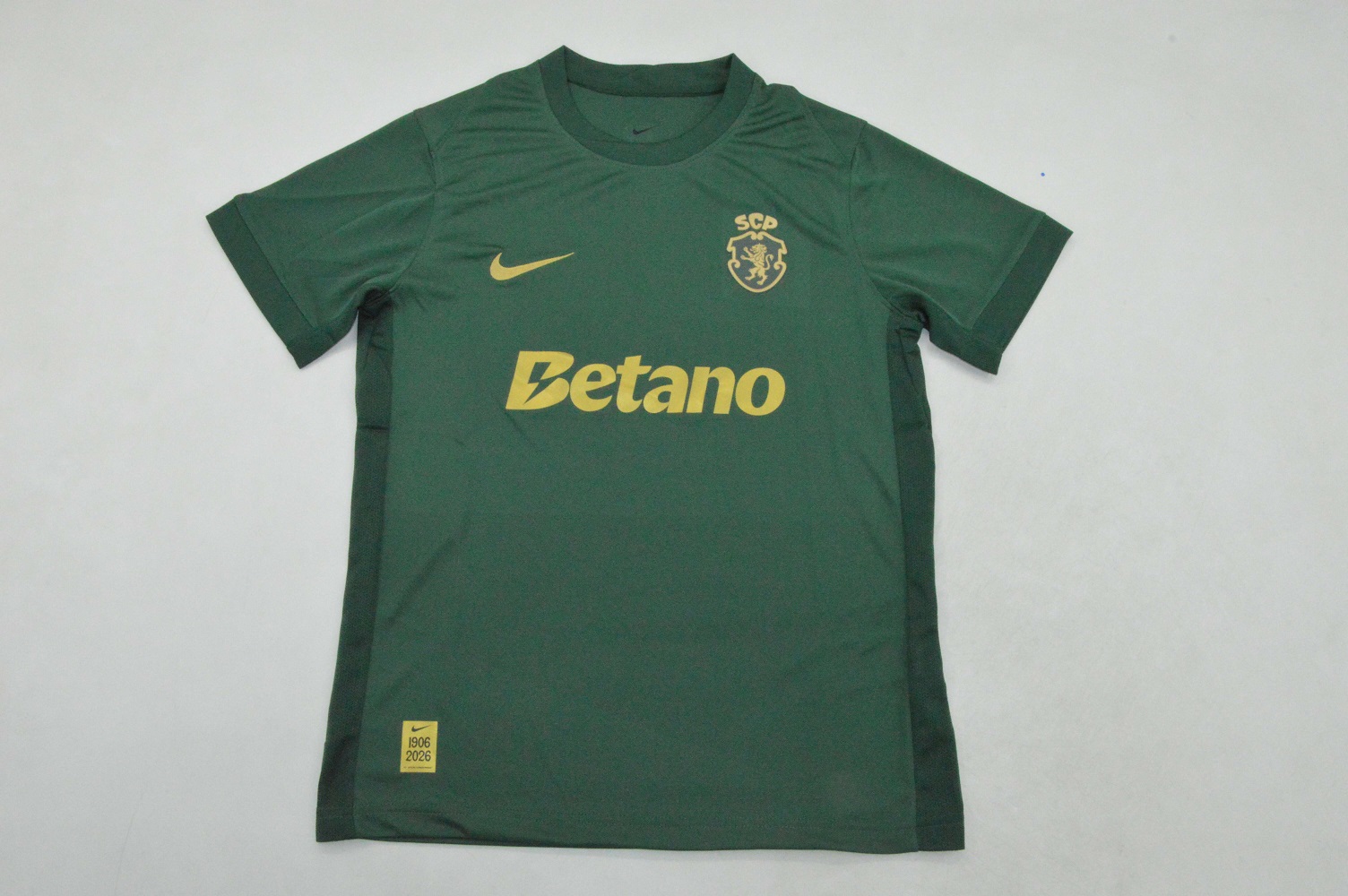 AAA Quality Sporting Lisbon 120th Anniversary Soccer Jersey